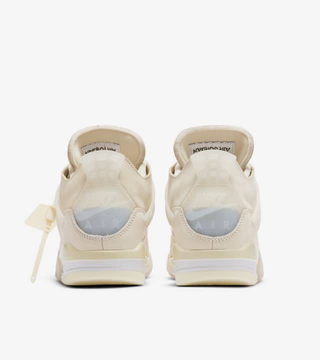 Off-White x Air Jordan 4 Sail - Primeira Divisão