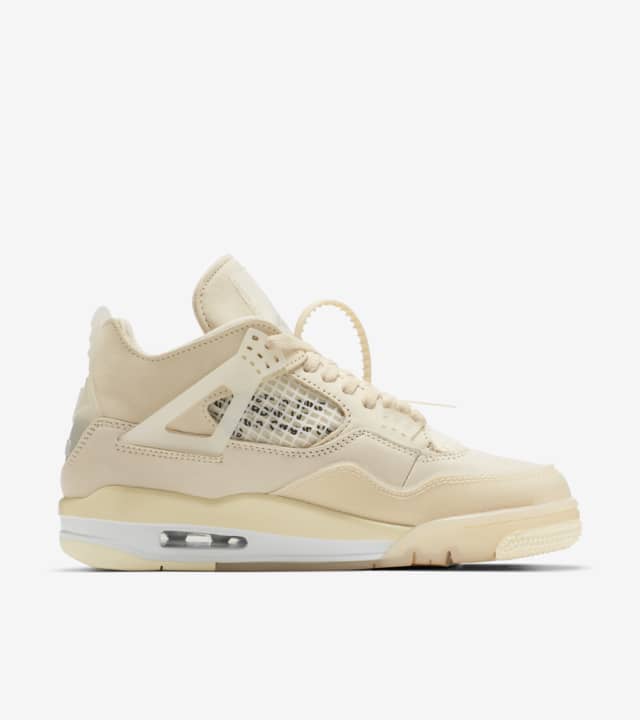 Off-White x Air Jordan 4 Sail - Primeira Divisão