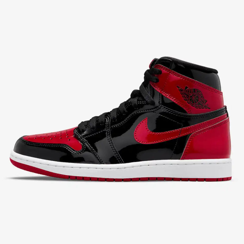 Air Jordan 1 High Patent Bred - Primeira Divisão