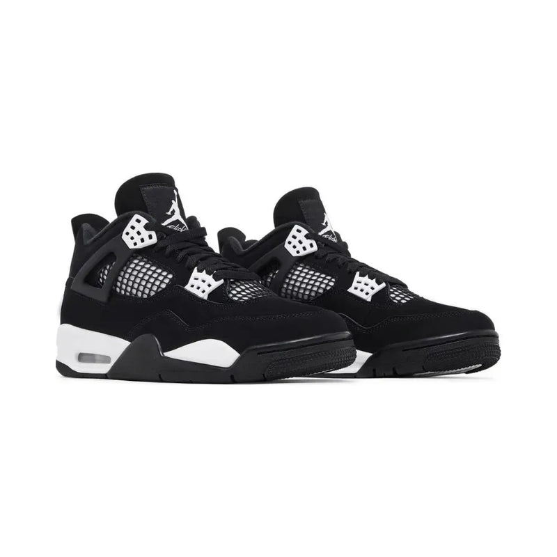 Air Jordan 4 White Thunder - Primeira Divisão