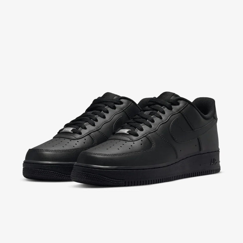 Nike Air Force 1 Low Black - Segunda Divisão