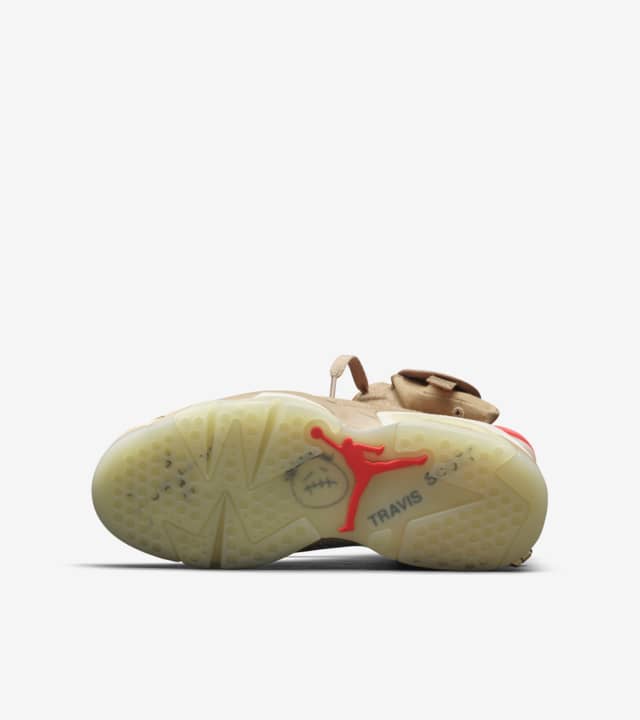 Travis Scott x Air Jordan 6 British Khaki - Primeira Divisão