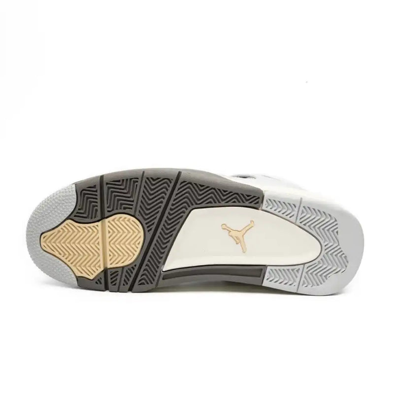 Air Jordan 4 Craft Photon Dust - Primeira Divisão
