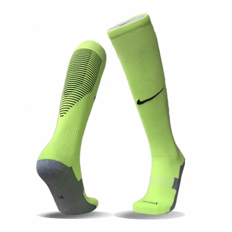 Kit Esportivo Meião, Meião Grip, Caneleira – Primeira Divisão