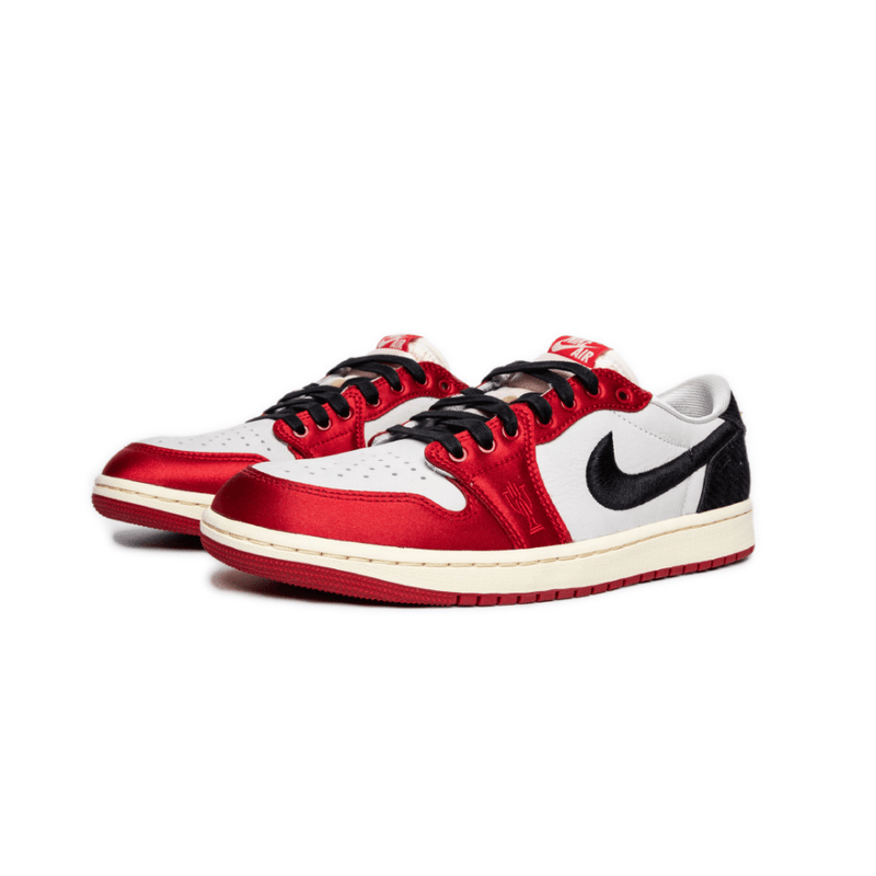 Air Jordan 1 Retro Low OG Trophy Room Away - Primeira Divisão