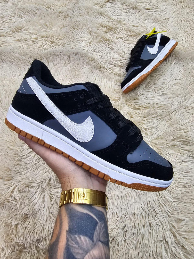 Tênis Nike Dunk Low - Segunda Divisão