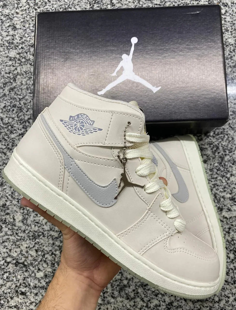 Air Jordan 1 Cano Alto - Segunda Divisão