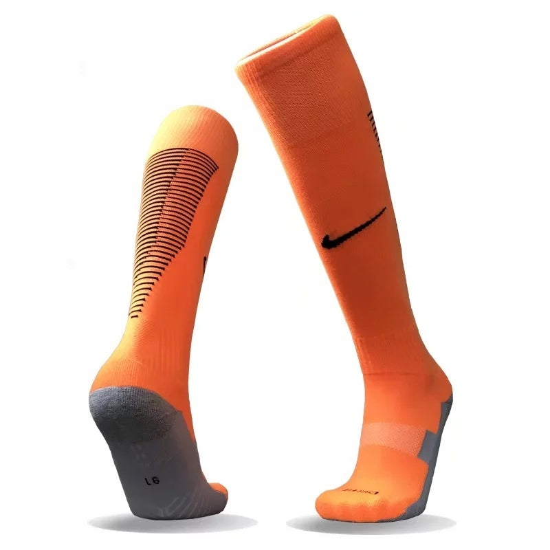 Kit Esportivo Meião, Meião Grip, Caneleira – Primeira Divisão