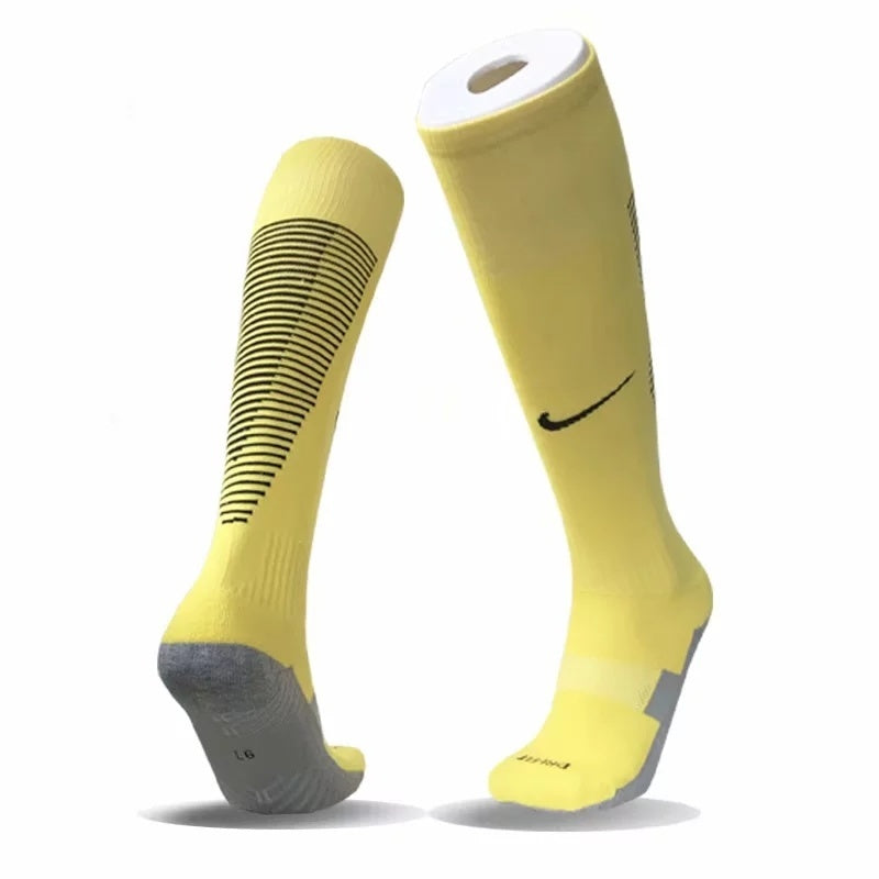 Kit Esportivo Meião, Meião Grip, Caneleira – Primeira Divisão