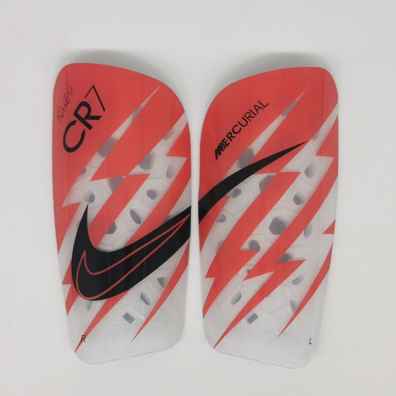 Caneleira Nike Mercurial LITE – Primeira Divisão