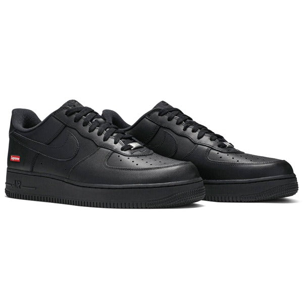Supreme x Nike Air Force 1 Low Black - Primeira Divisão