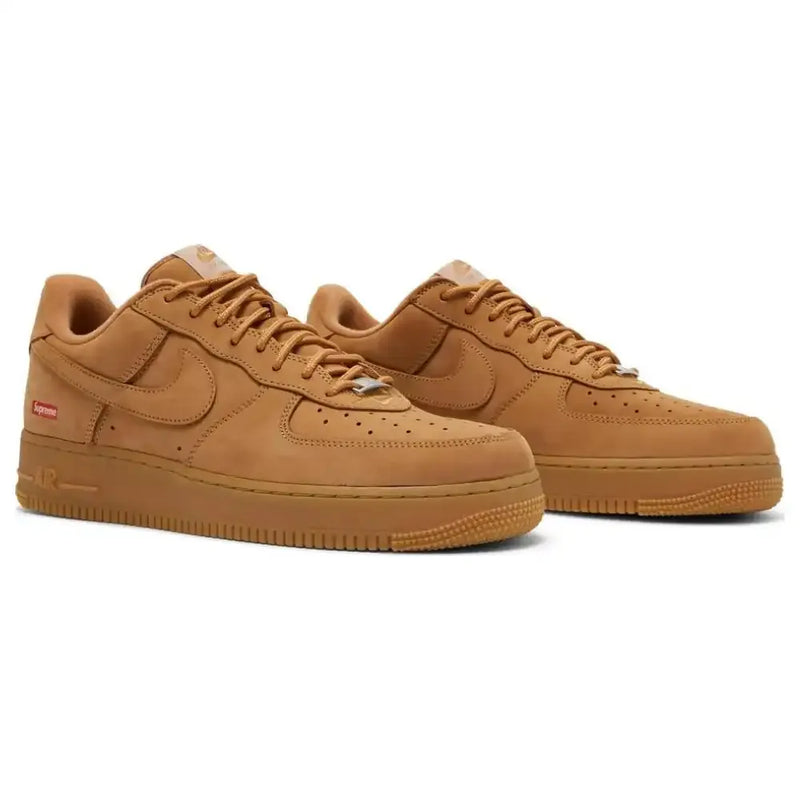 Supreme x Nike Air Force 1 Low SP Wheat – Primeira Divisão