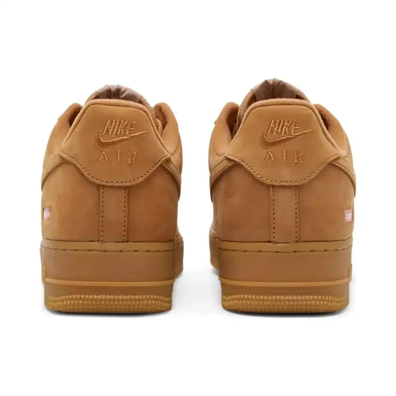 Supreme x Nike Air Force 1 Low SP Wheat – Primeira Divisão