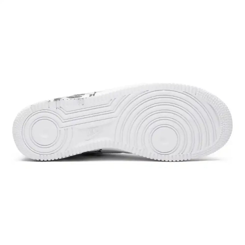 Comme des Garçons x Supreme x Nike Air Force 1 Low Eyes – Primeira Divisão