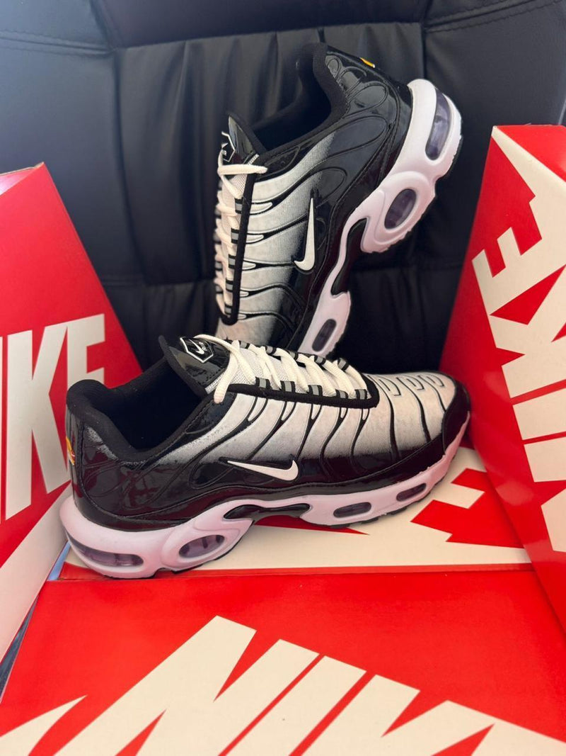 Nike Air Max TN Refletivo - Segunda Divisão
