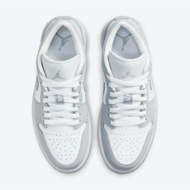 Air Jordan 1 Low Wolf Grey - Primeira Divisão