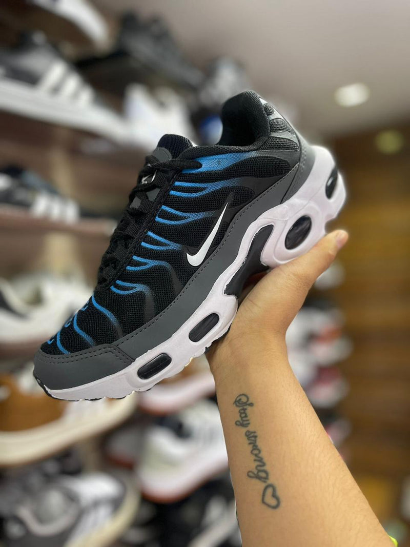 Nike Air Max TN Refletivo - Segunda Divisão