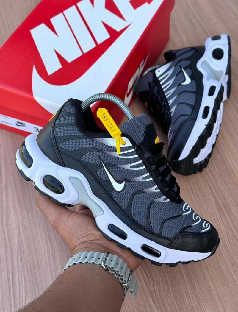Nike Air Max TN Plus - Segunda Divisão
