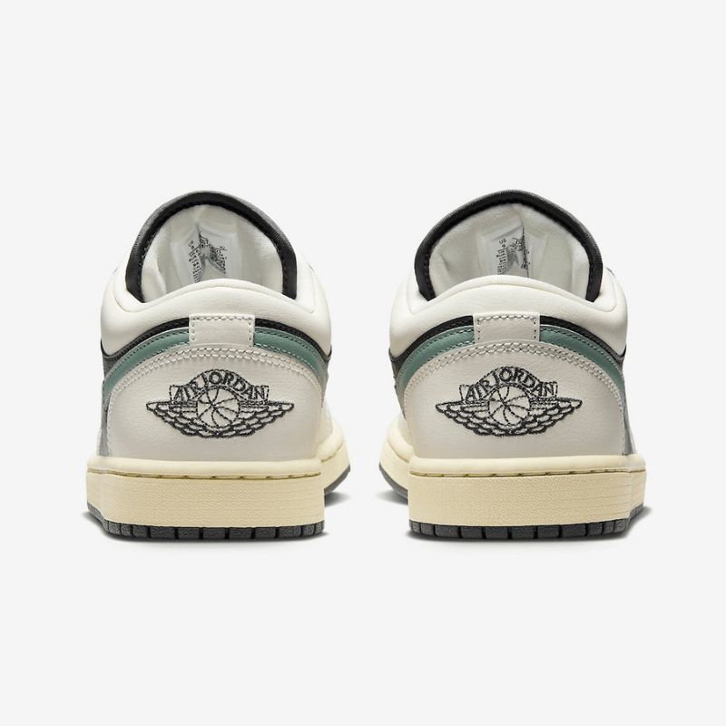 Air Jordan 1 Low Jade Smoke - Primeira Divisão
